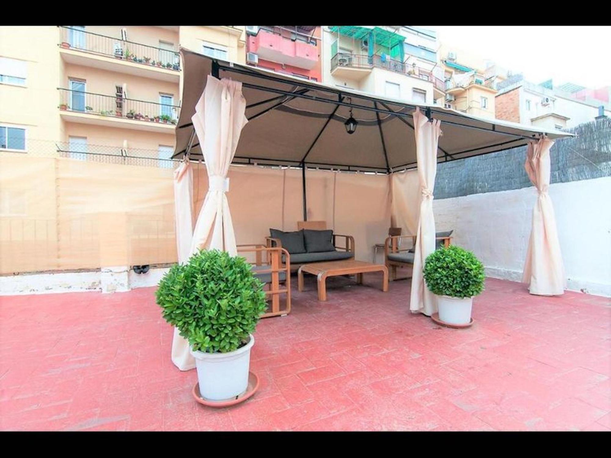 Gasthof Private Room With 200M2 Sunny Terrace 8 *