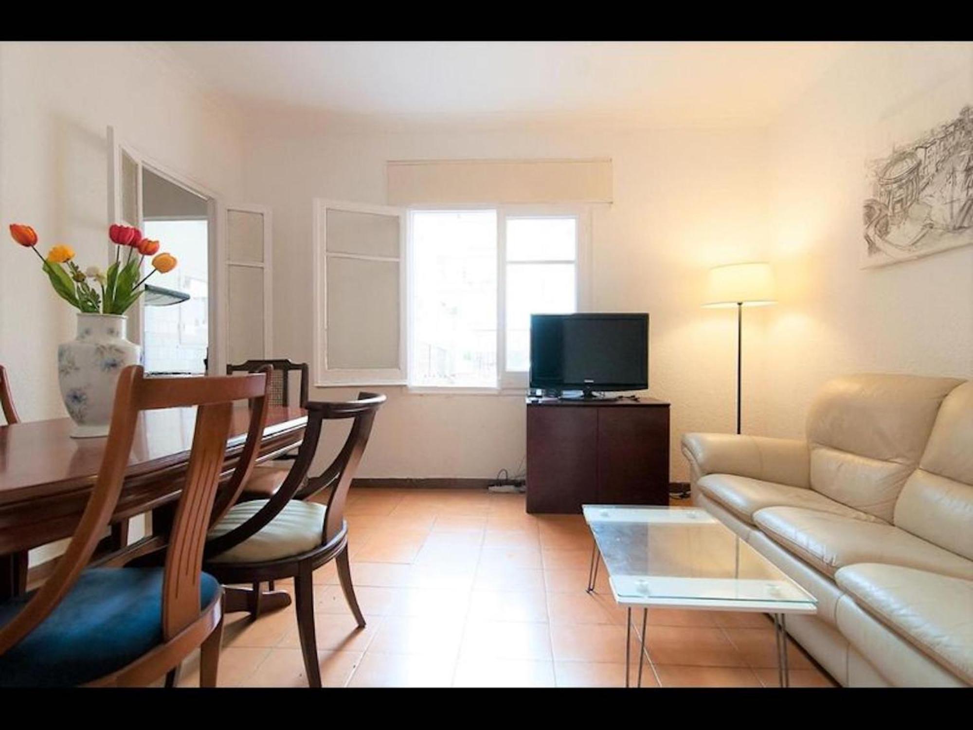 Private Room With 200M2 Sunny Terrace 8